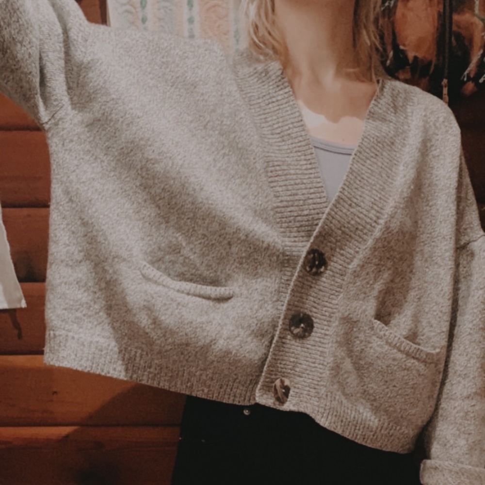 Cropped sweater